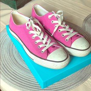 Pink Converse